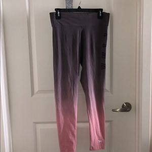 PINK Victoria’s Secret leggings